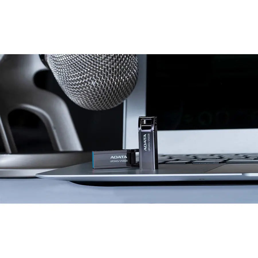 ADATA Royal UR340 USB Flash Drive 64GB USB 3.2 | Metal