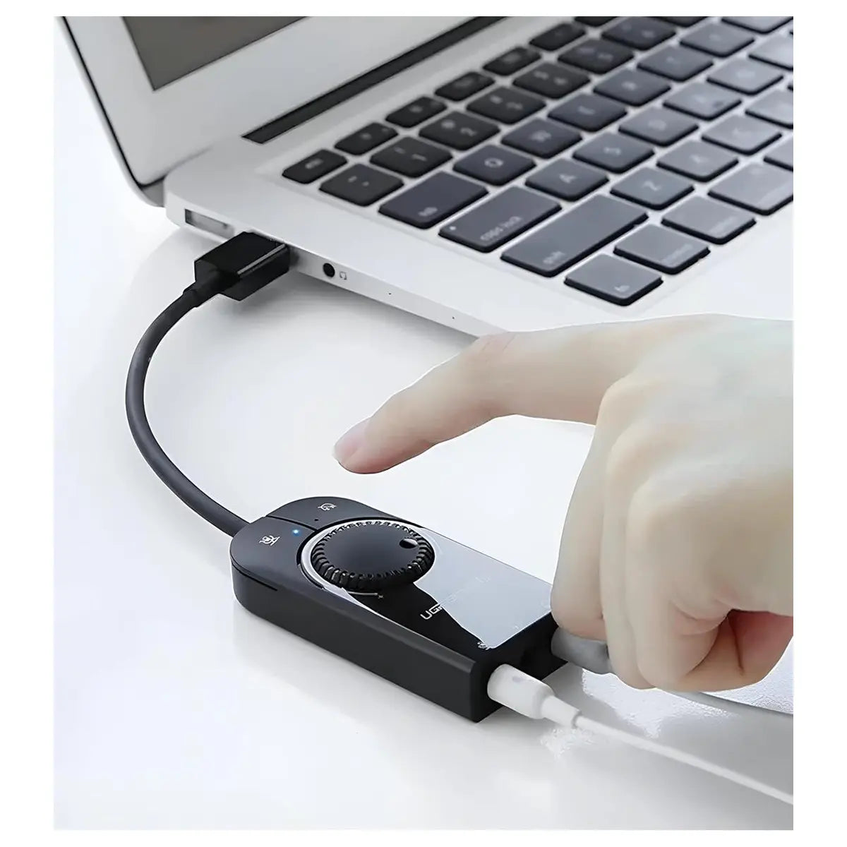 Ugreen USB External Stereo Sound Adapter, 3.5mm Headphone Mic, 15cm, Black 40964