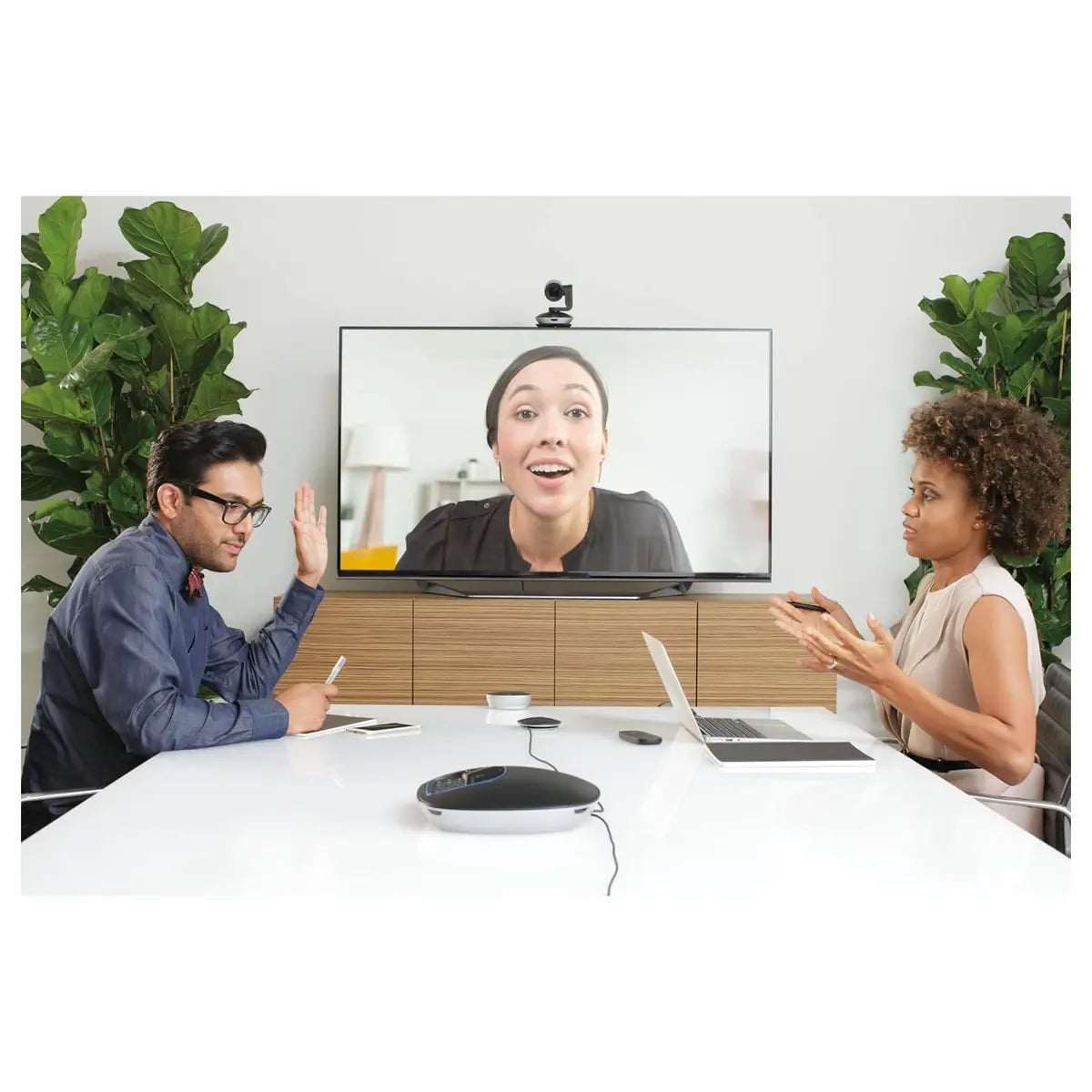 Logitech GROUP Video Conferencing System 960-001057