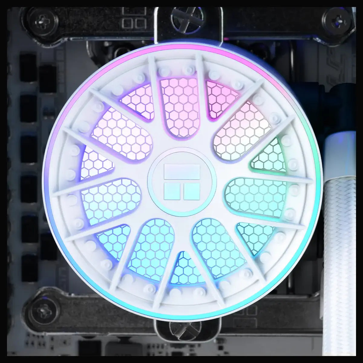 Thermalright Aqua Elite 240 V6 ARGB CPU Liquid Cooler White