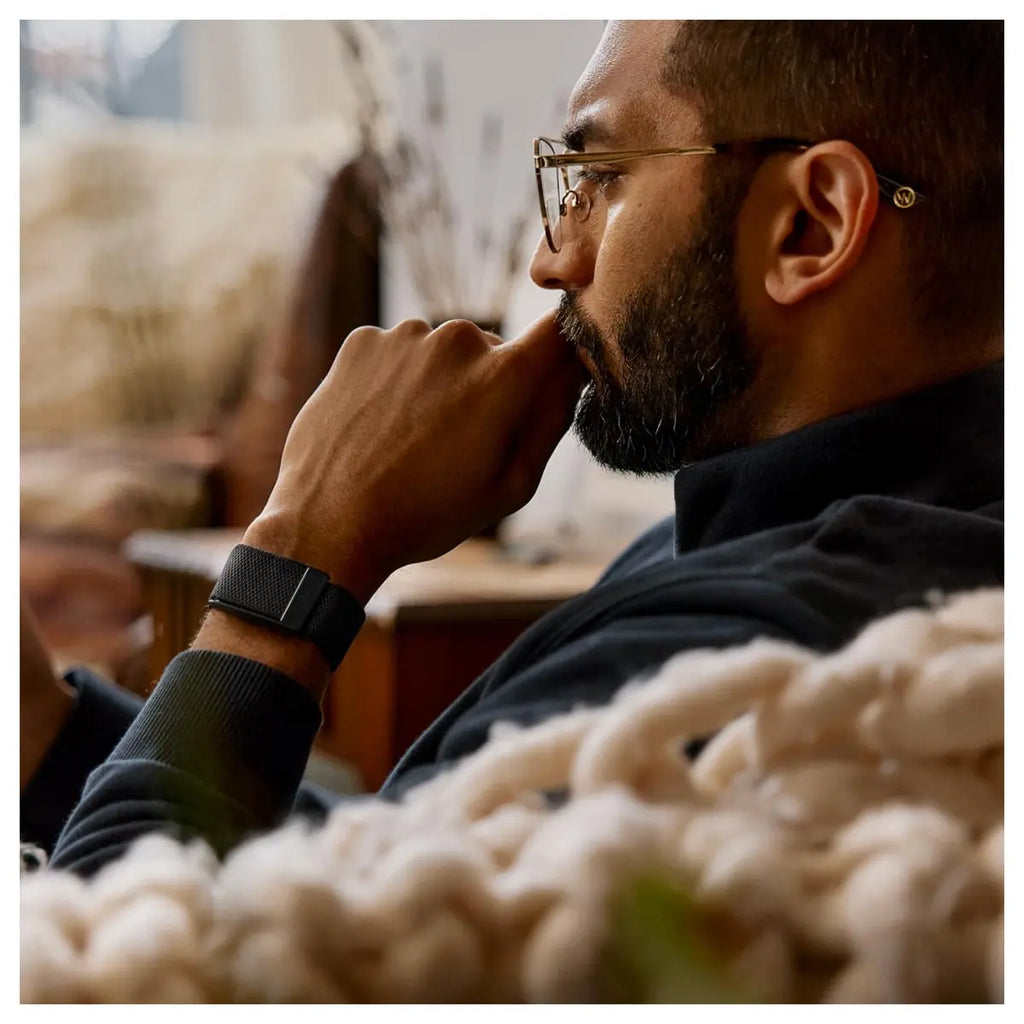 WHOOP Peak 5.0/MG Activity Tracker, 12 Month Membership, 24/7 Activity and Sleep Tracker, Personalized Coaching, 14+ Days Battery Life