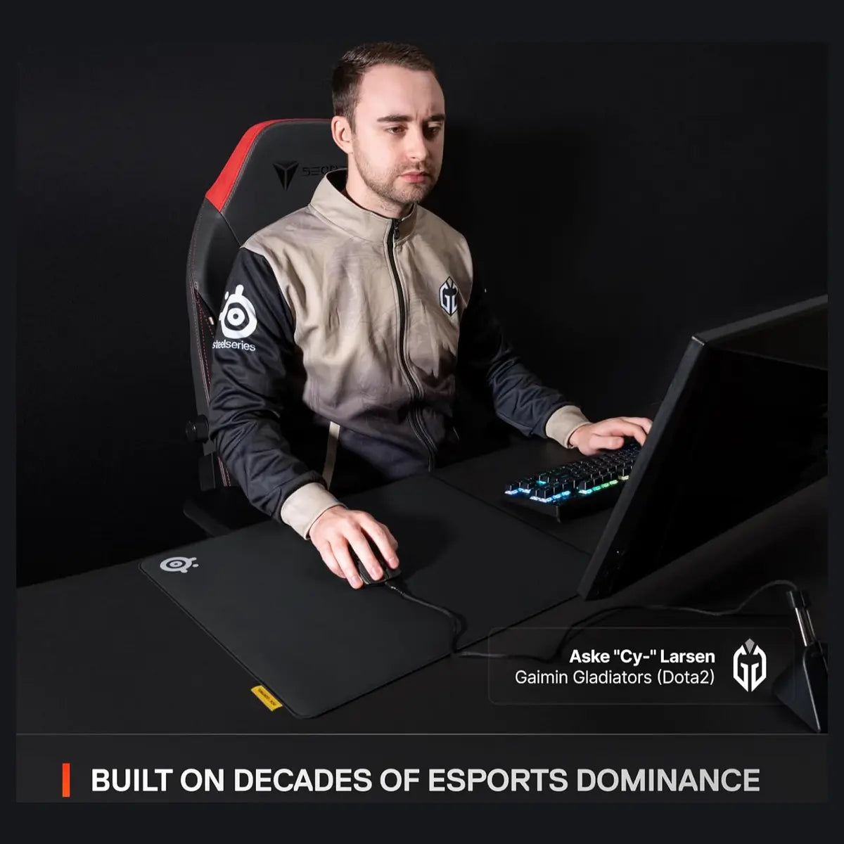 SteelSeries QcK XL Performance Control Gaming Mousepad, Micro-Textured Surface, 3.5mm Thick, Low-Profile Stitched Edges, Non-Slip Neoprene Rubber Base, 900x400mm, 63435