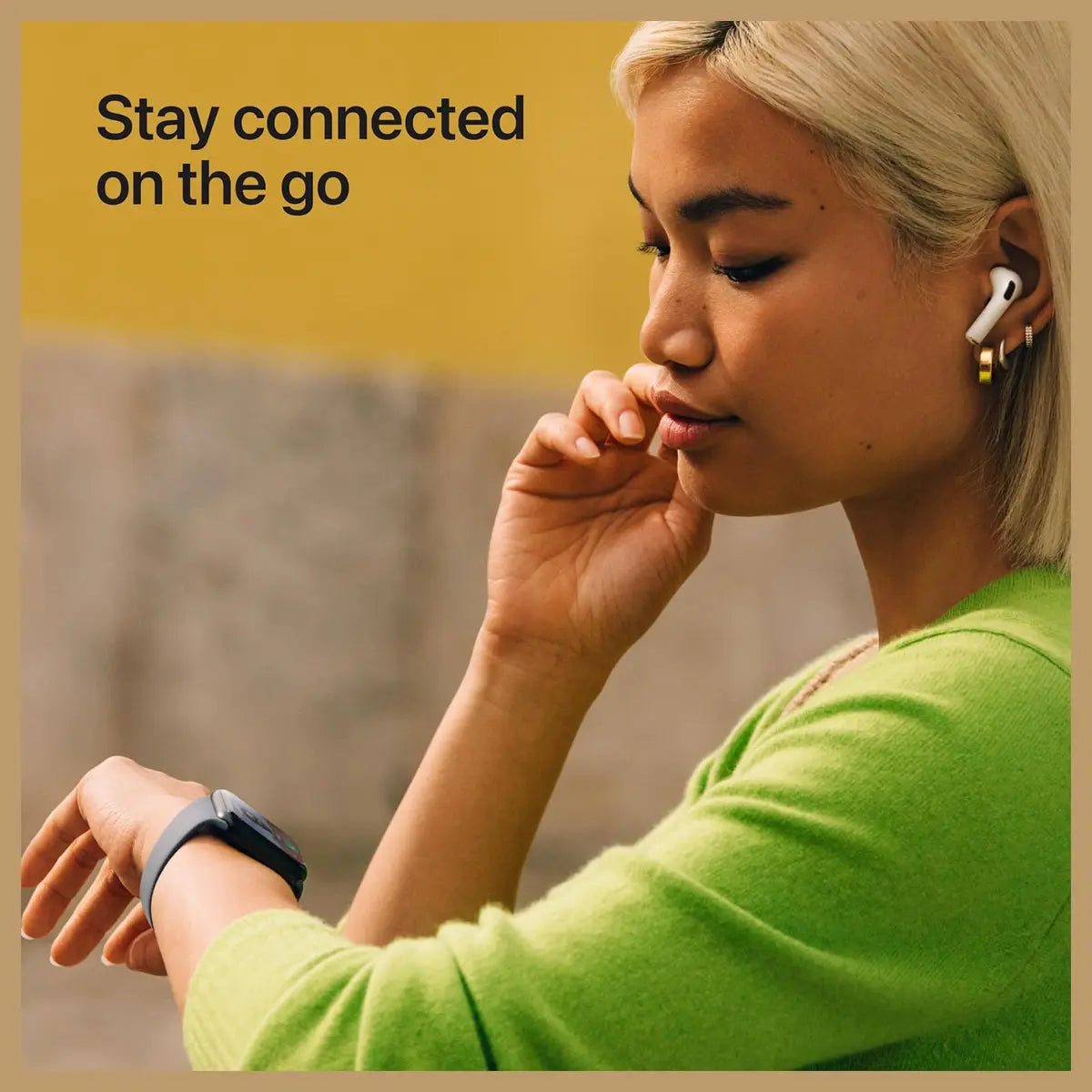 Apple Watch SE 3 Smartwatch, GPS 40mm, Always-On Display, Heart Rate Monitor, Fitness and Sleep Trackers, Water Resistant, Starlight